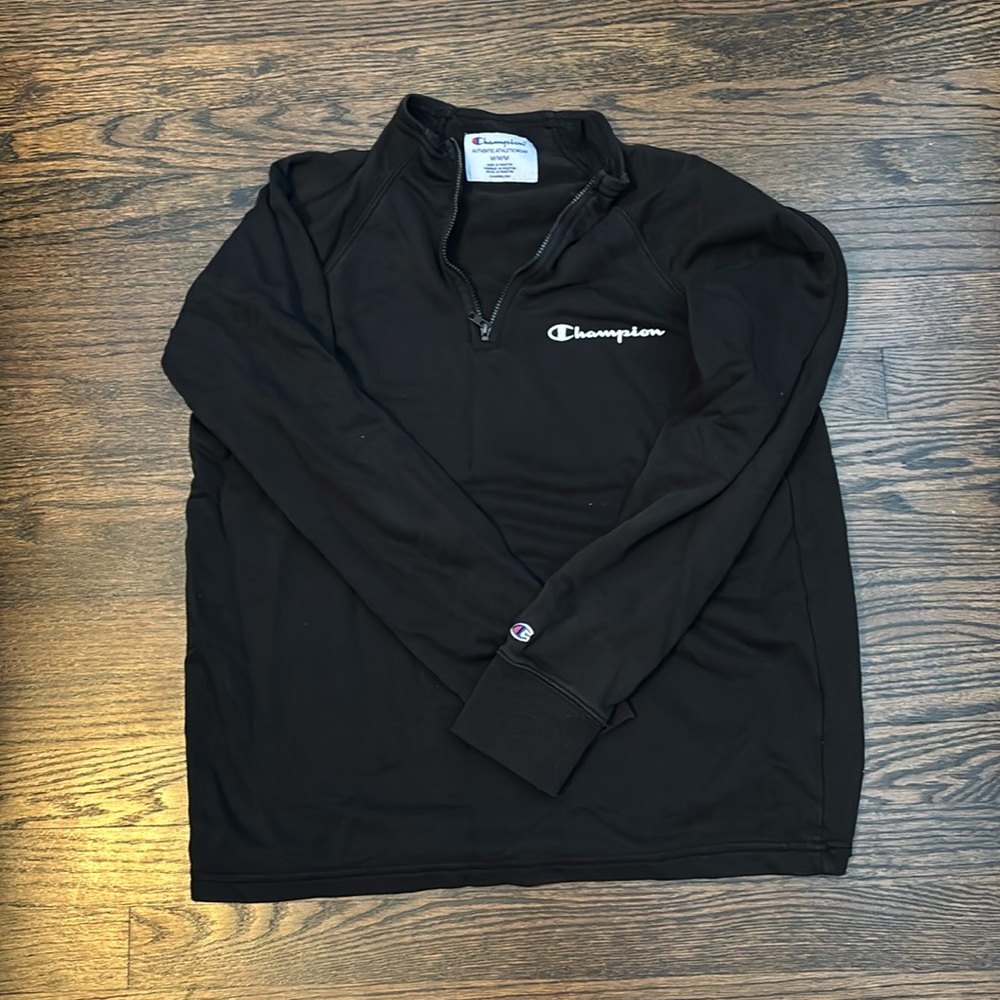 Woman’s Black Champion Quarter Zip Fleece size M